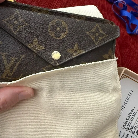 Louis Vuitton Recto Verso - Picture 4 of 12